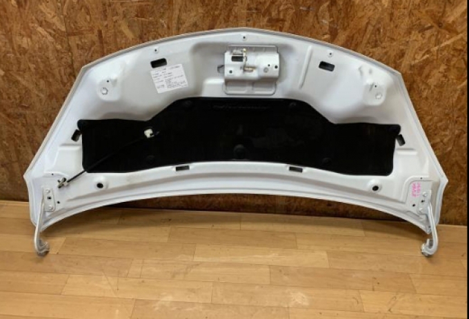 Mitsubishi Delica D5 CV5W MB15S MB46S CV5W KH-PE8W BVM20 DAA-MB36S Bonnet hood (Pre-order product, takes 25-30 days by ship)