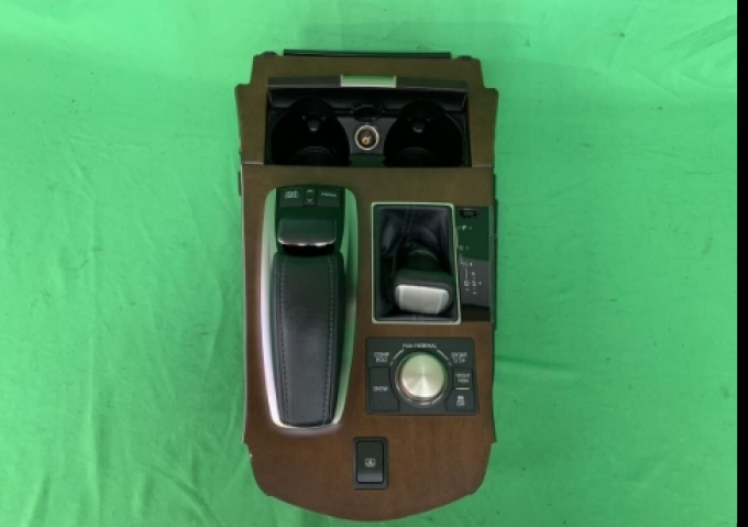 LEXUS F-Sport LS600 UVF45 LS600h USF45 LS460 USF40 (สินค้าพรีออเดอร์จากประเทศญี่ปุ่นใช้เวลาจัดส่ง 25-30 วัน)