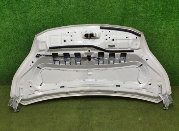 Nissan Genuine Serena C23 C25 C26 C27 C28 Bonnet hood (Pre-order product, takes 25-30 days by ship)