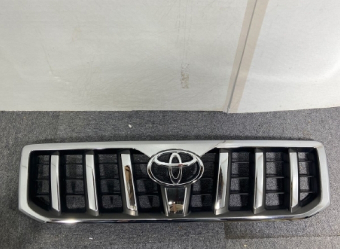VZJ125W KDJ120W KDJ121W KDJ125W KZJ71W KZJ78W TRJ150W GDJ150W GDJ151W Land Cruiser/Land Cruiser Prado กระจังหน้า (สินค้าพรีออเดอร์จากประเทศญี่ปุ่นใช้เวลาจัดส่ง 25-30 วัน)