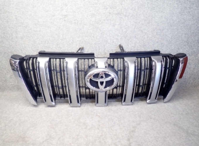 VZJ125W KDJ120W KDJ121W KDJ125W KZJ71W KZJ78W TRJ150W GDJ150W GDJ151W Land Cruiser/Land Cruiser Prado กระจังหน้า (สินค้าพรีออเดอร์จากประเทศญี่ปุ่นใช้เวลาจัดส่ง 25-30 วัน)