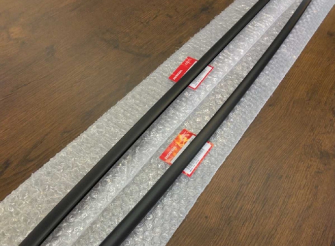 Genuine HONDA INTEGRA TYPE R Unused Roof Mouldings Left &amp;amp; Right Honda DC2 DC1 JDM OEM Roof Mouldings Left &amp;amp; Right Genuine Applicable to 3-door 1994-2000 models INTEGRA TYPE R DC2, DC1 3-DOOR