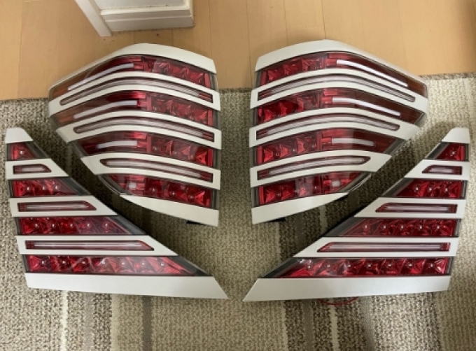 Valenti ANH20W GGH20W Alphard Vellfire 20 series ไฟท้าย LED (สินค้าพรีออเดอร์จากประเทศญี่ปุ่นใช้เวลาจัดส่ง 25-30 วัน)