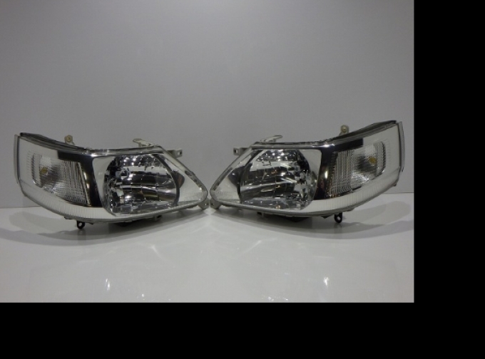 Nissan Serena C24 นิสสัน เซเรน่า C24 日産セレナ C24 (สินค้าสั่งซื้อ บรรทุกทางเรือใช้เวลา 25-30วัน)