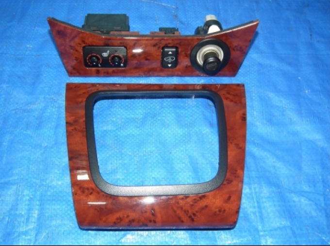 Harrier ACU30W ACU35W MCU30W MCU35W MCU36W MHU36W (สินค้าพรีออเดอร์จากประเทศญี่ปุ่นใช้เวลาจัดส่ง 25-30 วัน)