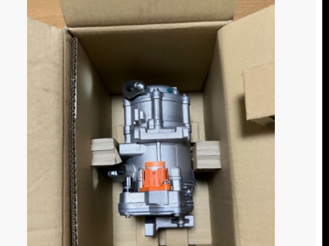 Nissan Serena C28 นิสสัน เซเรน่า C28 日産セレナ C28 (สินค้าสั่งซื้อ บรรทุกทางเรือใช้เวลา 25-30วัน)