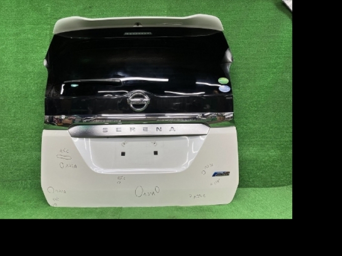 ฝาท้าย กระจกฝาท้าย แท้ Nissan Serena C23 C25 C26 C27 C28 (สินค้าสั่งซื้อ บรรทุกทางเรือใช้เวลา 25-30วัน)