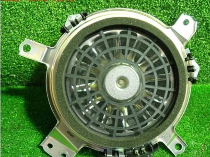 Lexus NX200T เล็กซัส NX200T レクサス NX200T (สินค้าพรีออเดอร์จากประเทศญี่ปุ่นใช้เวลาจัดส่ง 25-30 วัน)