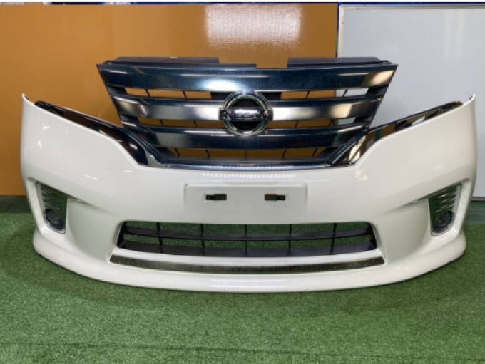 Nissan Serena C26 นิสสัน เซเรน่า C26 日産セレナ C26 (สินค้าสั่งซื้อ บรรทุกทางเรือใช้เวลา 25-30วัน)
