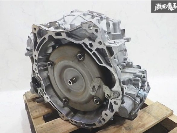 Nissan Serena C26 นิสสัน เซเรน่า C26 日産セレナ C26 (สินค้าสั่งซื้อ บรรทุกทางเรือใช้เวลา 25-30วัน)