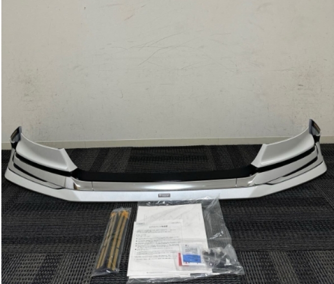 AGH40 AGH45 AAHH40W AAHH45W TAHA40W TAHA45W VELLFIRE ALPHARD (สินค้าพรีออเดอร์จากประเทศญี่ปุ่นใช้เวลาจัดส่ง 25-30 วัน)