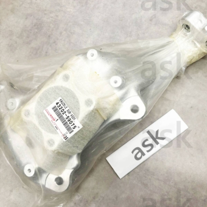 Genuine parts Lexus LS460 Steering Knuckle Left/Right คู่ซ้าย/ขวา New Genuine Lexus Steering Knuckle Left LH 43202-59075/Right RH 43201-59045 (Pre-order product, takes 25-30 days by ship)