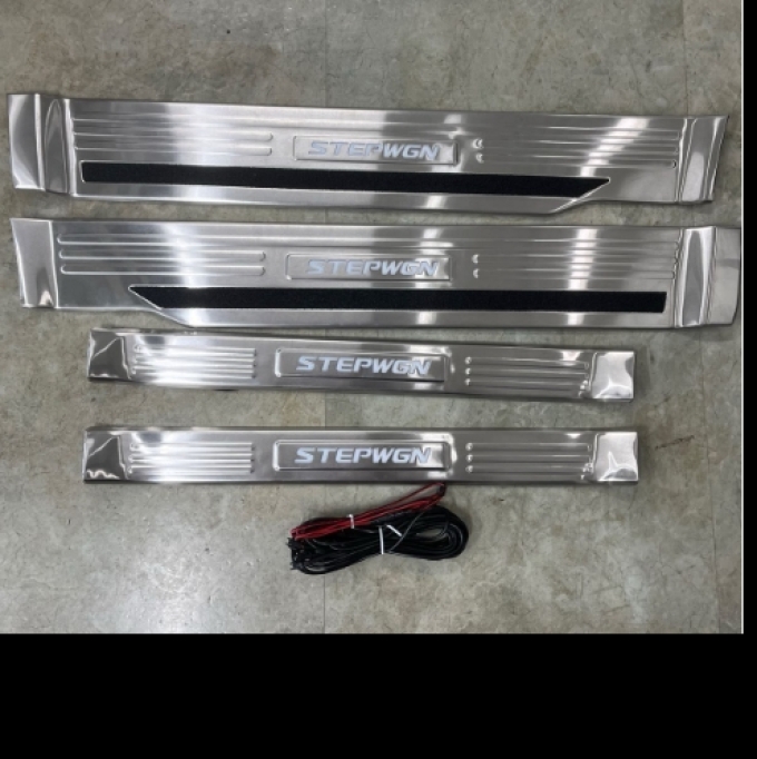 Honda Step Wagon (Spada) RP1 RP2 RP3 RP4 RP5 RP6 RP7 RP8 ฮอนด้า สเต็ป แวกอน (สปาด้า) ホンダ ステップワゴン (スパーダ ) (สินค้าสั่งซื้อ บรรทุกทางเรือใช้เวลา 25-30วัน)