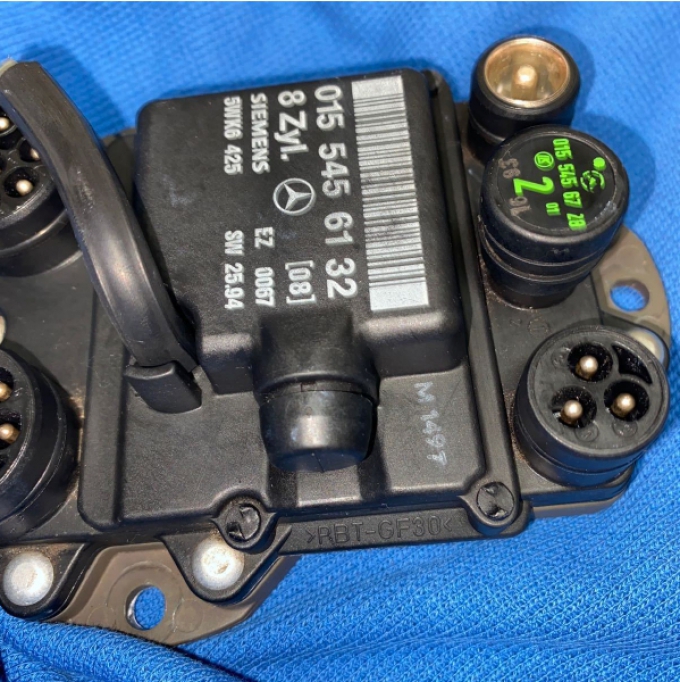 Mercedes-Benz Genuine Ignitio 119 ของ Benz V8 Benz W124 500E W140 S500 R129 SL500 Ignite หมายเลขอะไหล่แท้ 0155456132 8ZyL (Pre-order product, takes 25-30 days by ship)
