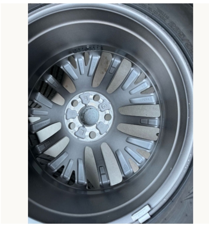 ถอดจากรถใหม่ 225/55R19 40 Alphard Vellfire Executive Lounge ชุดยางและล้อ 4 วง (สินค้าพรีออเดอร์จากประเทศญี่ปุ่นใช้เวลาจัดส่ง 25-30 วัน)