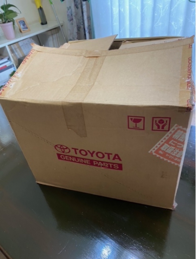 2 ไฟท้าย Toyota Alphard 10 ตัวแรก ปี 2002-2004  สินค้าสภาพดี คู่ซ้าย ขวา